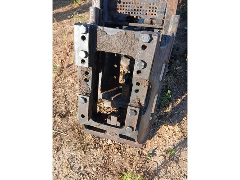 Hitch for CASE IH CS 86