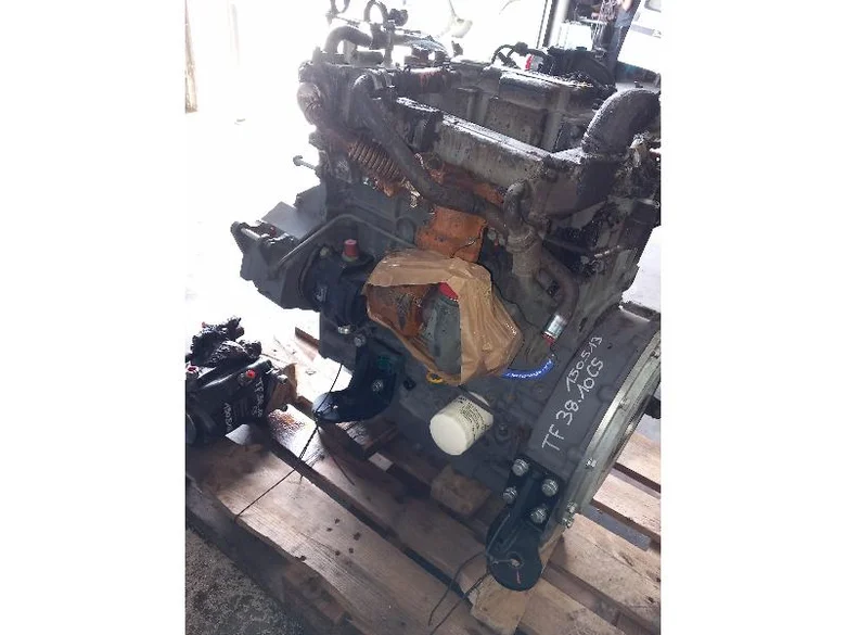 Moteur complet pour MERLO P38.10