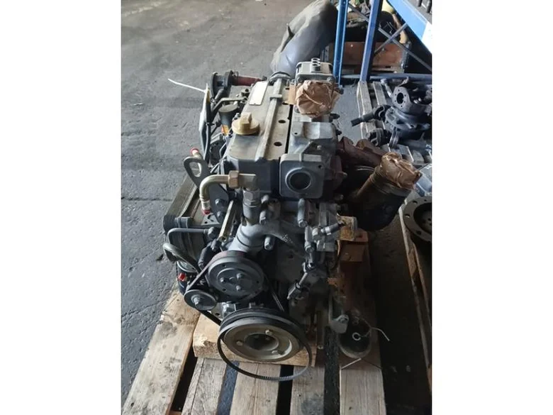Moteur complet pour CLAAS SCORPION 7040