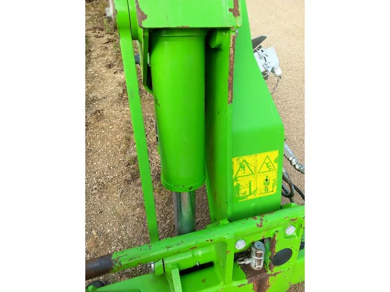 Vérin pour MERLO P38.10