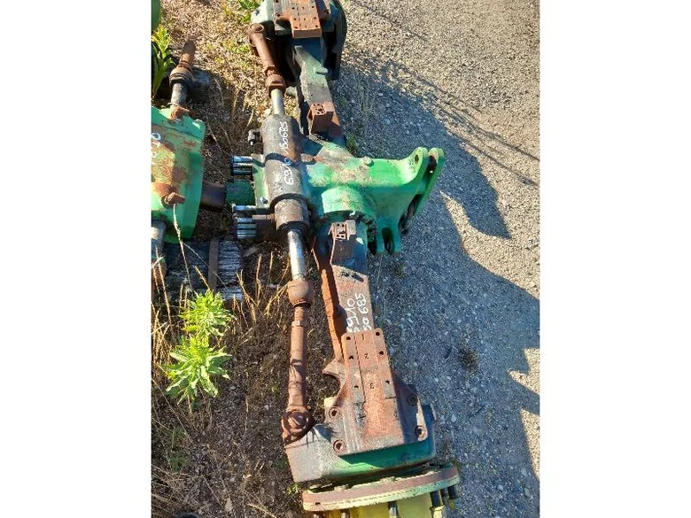Essieu avant pour JOHN-DEERE 6910