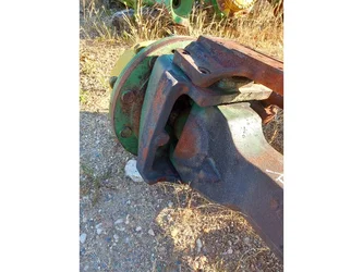 Pivot pour JOHN-DEERE 6910