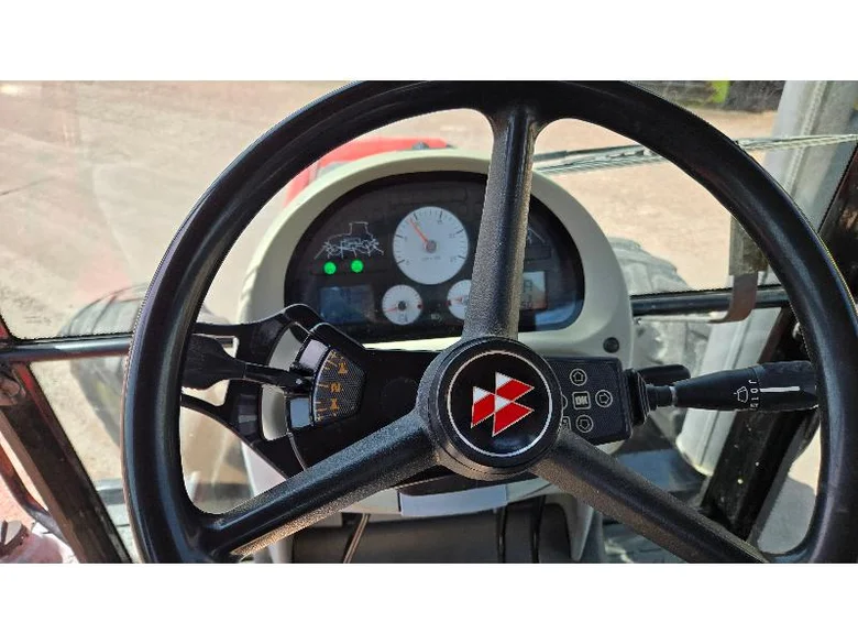 Aile pour MASSEY FERGUSON 6465