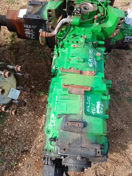 Boite de vitesse complète pour JOHN-DEERE 6215 R
