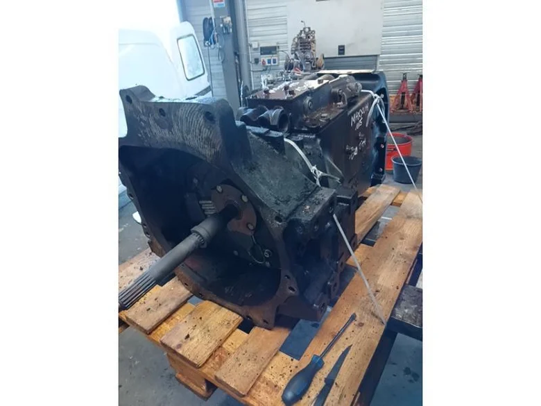 Boite de vitesse complète pour CASE IH MAXXUM 115