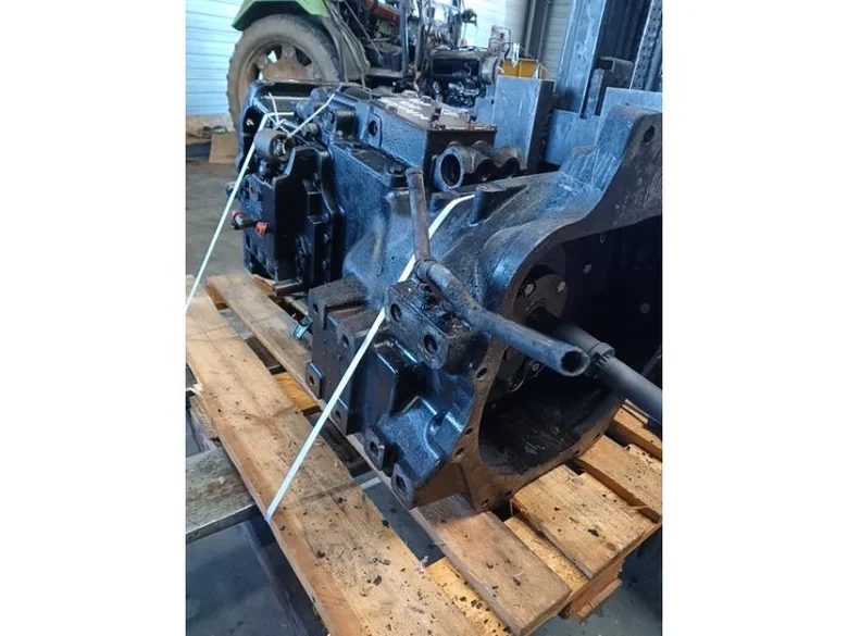 Boite de vitesse complète pour CASE IH MAXXUM 115