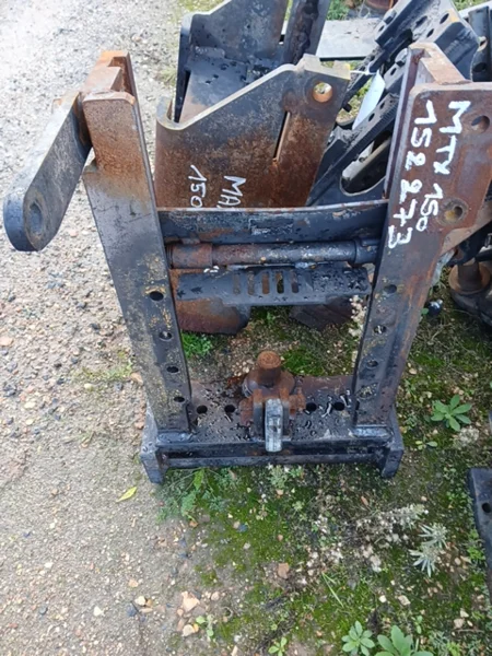Attelage pour MCCORMICK MTX 150