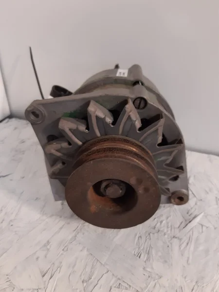 Alternateur pour JOHN-DEERE 1075