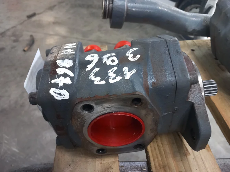 Hydraulique pour FORD 8670