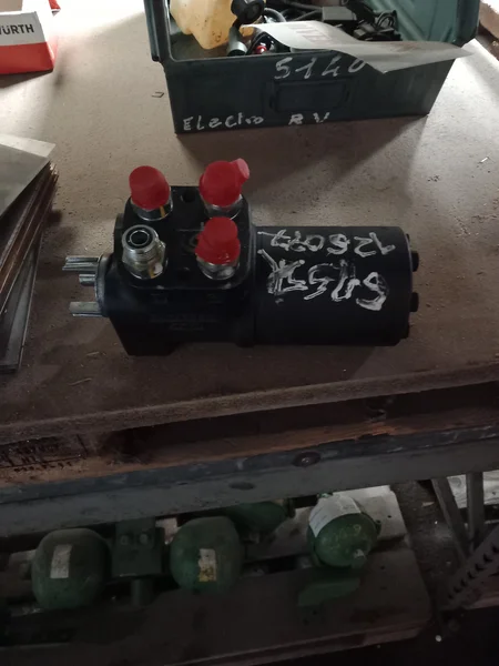 Hydraulique pour JOHN-DEERE 6155 R