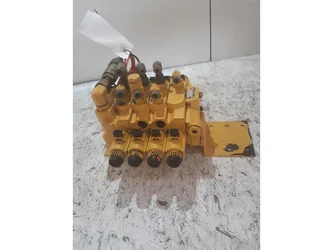 Distributeur hydraulique pour NEW-HOLLAND CX 840