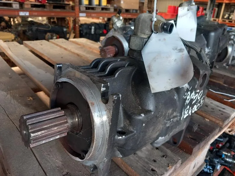 Moteur hydrostatique pour NEW-HOLLAND CX 8050