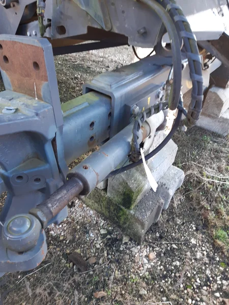 Cylinder for CLAAS LEXION 600