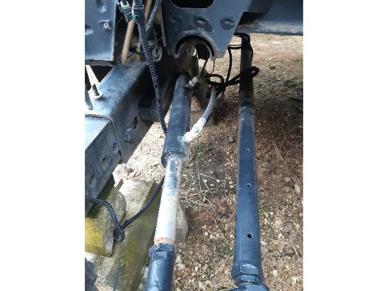 Cilindro hidráulico para NEW-HOLLAND CR 9090