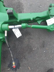 Vérin pour JOHN-DEERE 6120 M