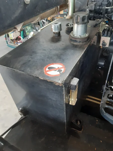 Réservoir pour NEW-HOLLAND CX 8080