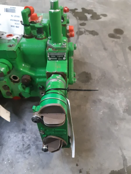Hydraulic distributor for JOHN-DEERE 6120 M