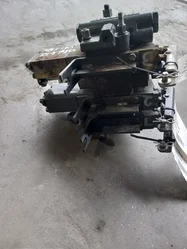 Distributeur hydraulique pour KUBOTA M8540 DTH