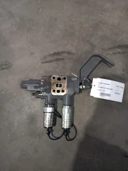 Distributeur hydraulique pour MASSEY FERGUSON 6612