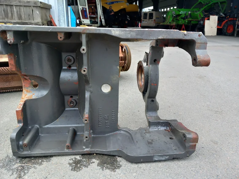 Chasis soporte del eje para CLAAS ARES 556