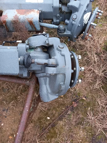 Pont avant complet pour KUBOTA M8540 DTH