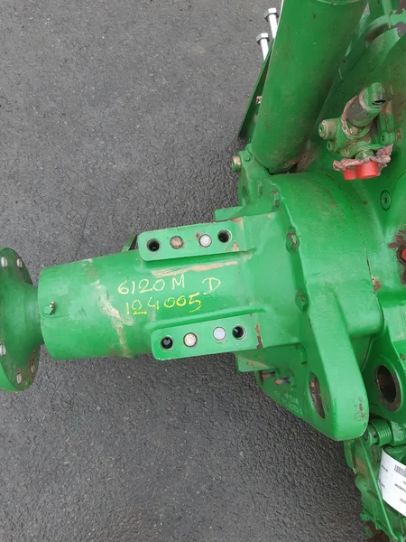 Trompette pour JOHN-DEERE 6120 M