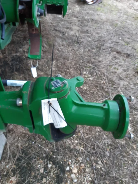 Essieu pour JOHN-DEERE S560